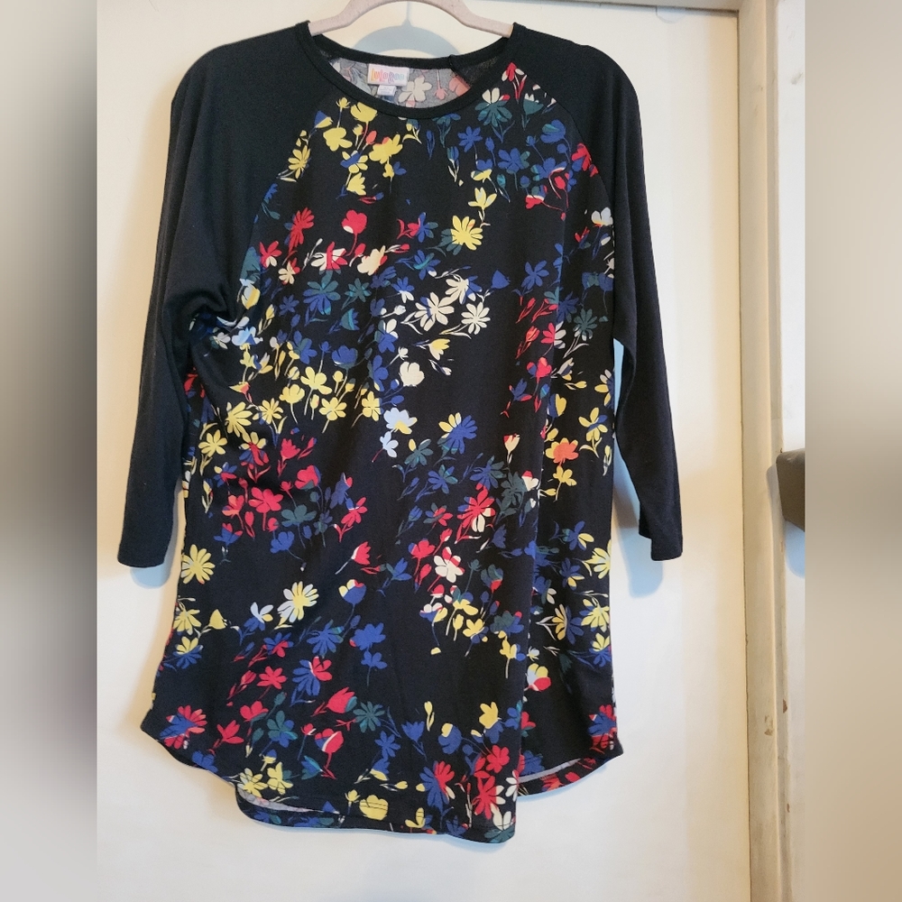 Lularoe top